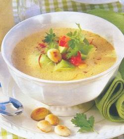 Миндальный суп-пюре с авокадо