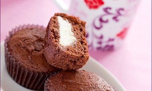 Рецепт кексов из шоколада с творогом ко дню святого Валентина