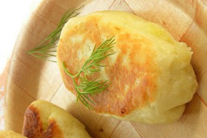 Рецепт - Пирожки с картошкой и сыром