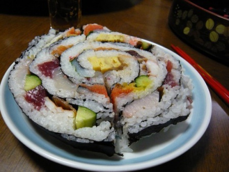 Рецепт  - Вкусные суши на 14 февраля