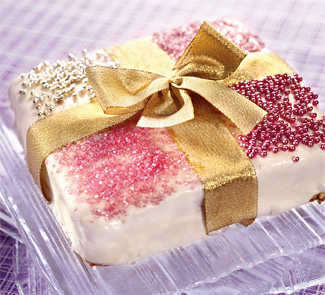 Торт "Подарочная коробка " на Пасху