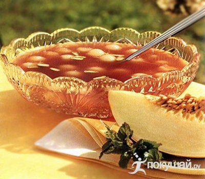 Холодный суп на томатном соке с рыбой