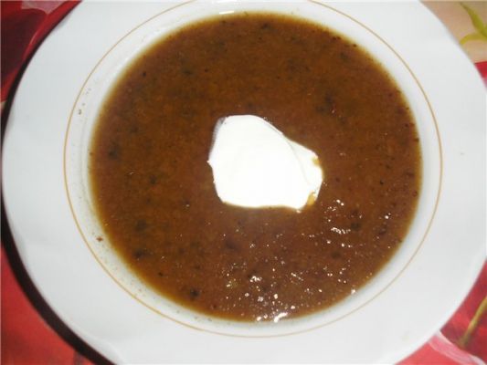 Суп из ржаного хлеба со сметаной (чешская кухня)