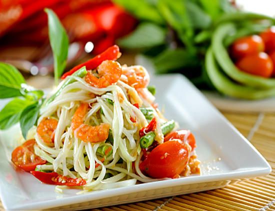 Вьетнамский салат с креветками